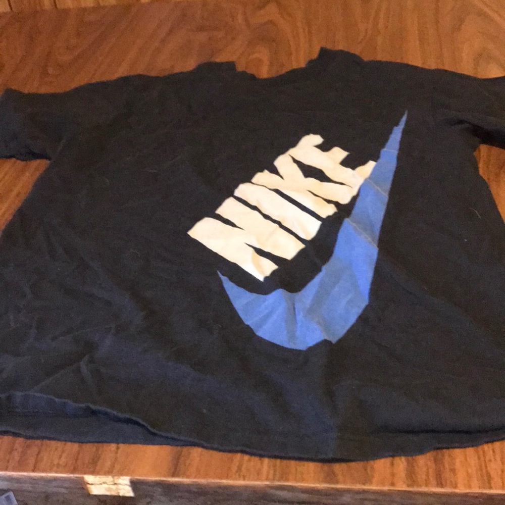 Nike tee